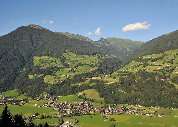 דירה Nester שטום